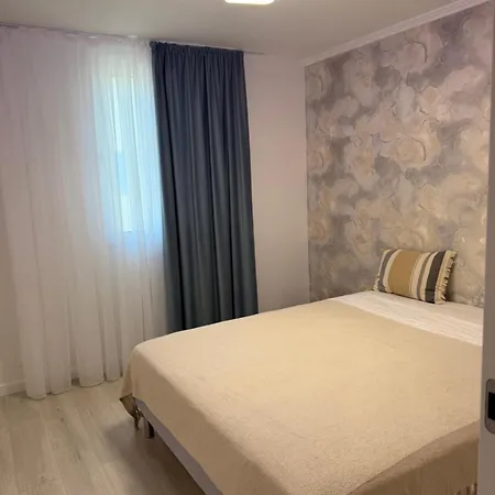 Moderne A 2 Pas De La * Cannes